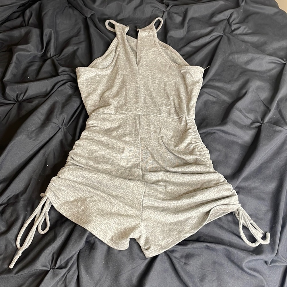 Ruched romper - Picture 2 of 2
